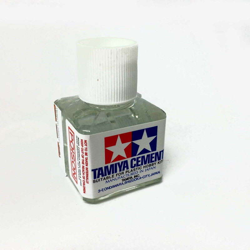 Tamiya 74064 - Etabli de modéliste Tamiya 74064 - Etabli de modéliste