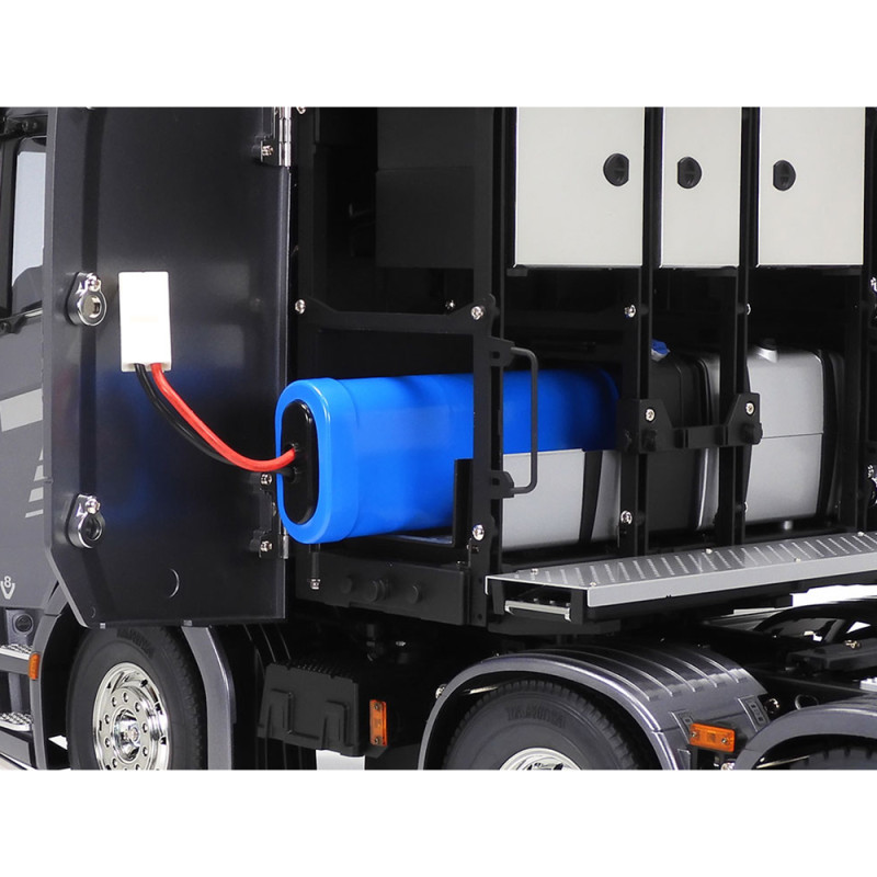 Kit De Camion à Monter Tamiya 1/14 Scania 770 S 8x4/4 Gunmetal Edition - Référence 56376 - Véhicule Électrique