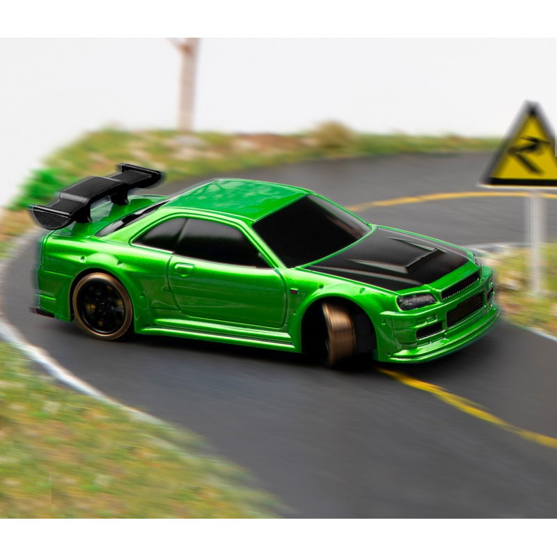Skyline R34 Drift ''C-64'' 1/76 Verte - TURBO RACING TB-C64-GR