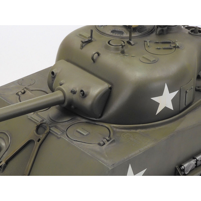 Char M4 Sharman 105mm - 1/16 - TAMIYA 56048