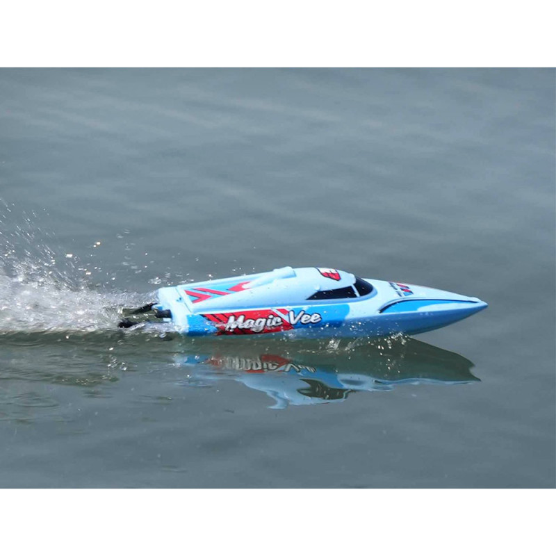 Bateau à moteur "Magic Cat" V6 RTR - JOYSWAY 8106V6